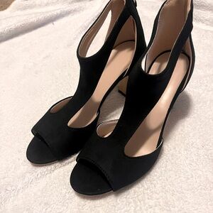 Black Open Toe Heels, size 5